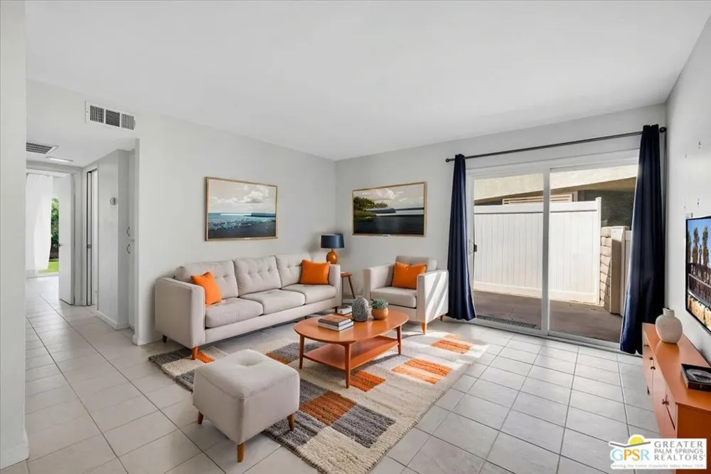 1241 S Sunflower Circle Palm Springs, CA 92262