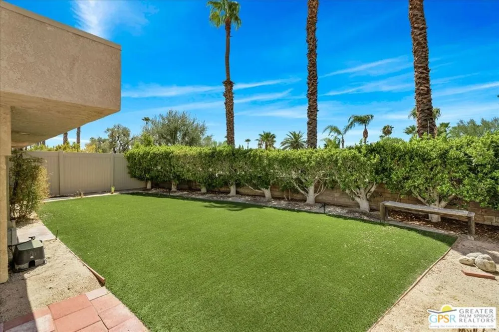 1241 S Sunflower Circle Palm Springs, CA 92262