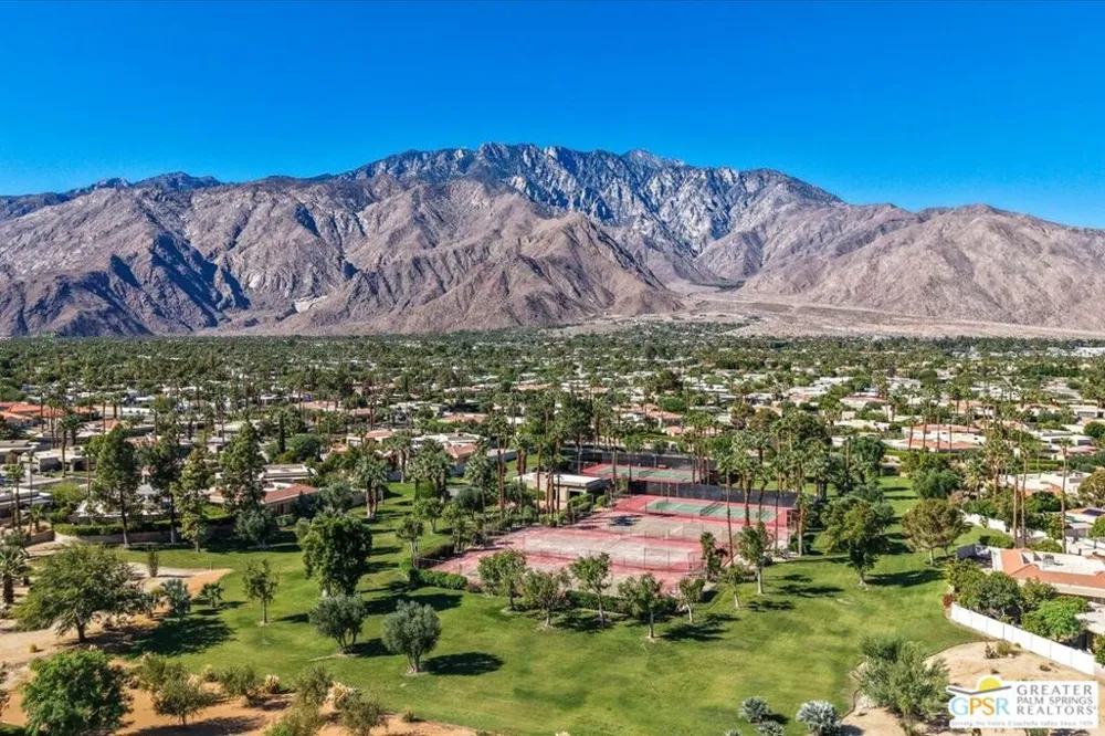 1241 S Sunflower Circle Palm Springs, CA 92262