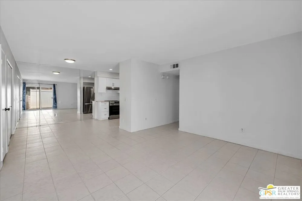 1241 S Sunflower Circle Palm Springs, CA 92262