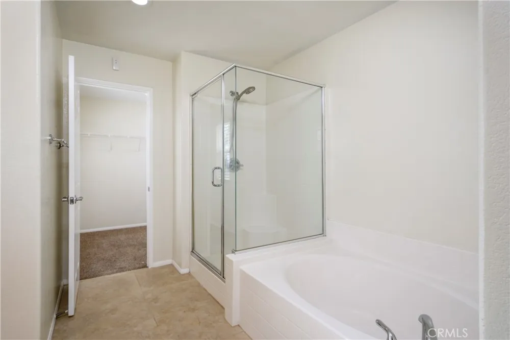 16442 El Revino Drive Fontana, CA 92336