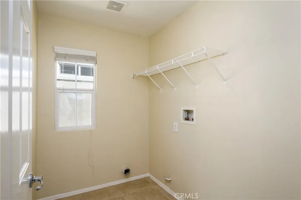 16442 El Revino Drive Fontana, CA 92336