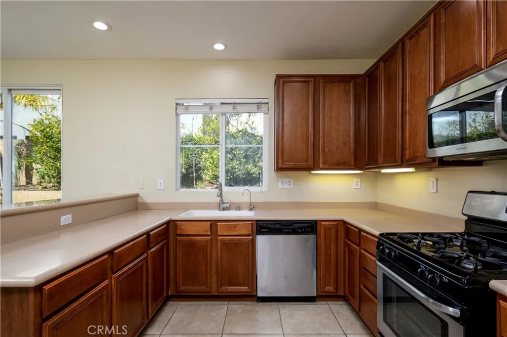 16442 El Revino Drive Fontana, CA 92336