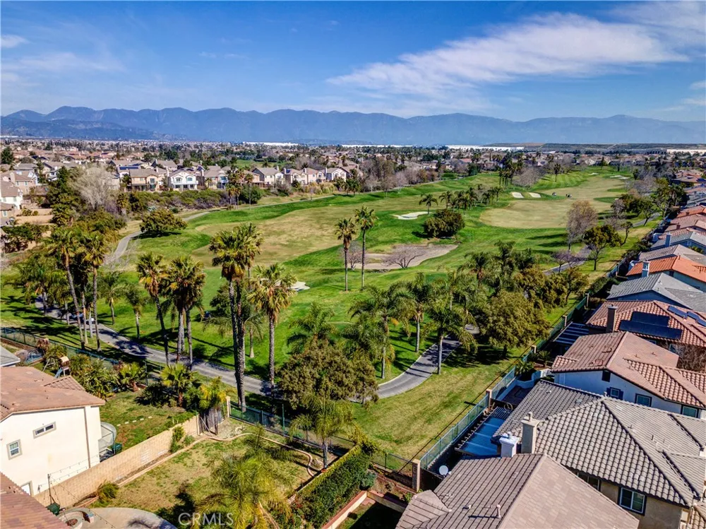 16442 El Revino Drive Fontana, CA 92336