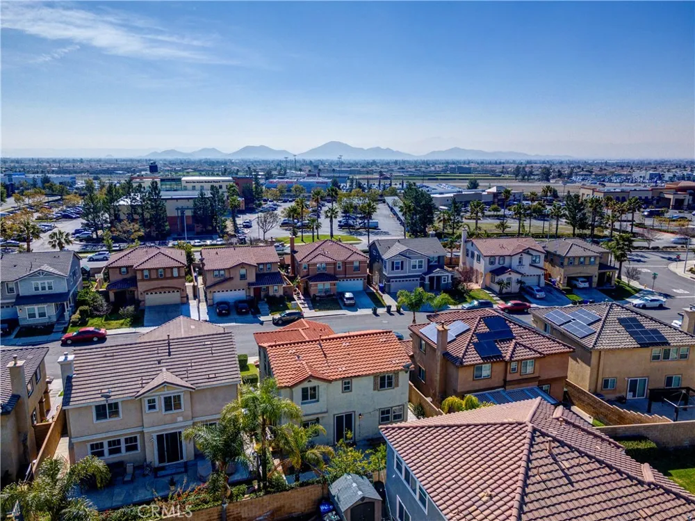 16442 El Revino Drive Fontana, CA 92336