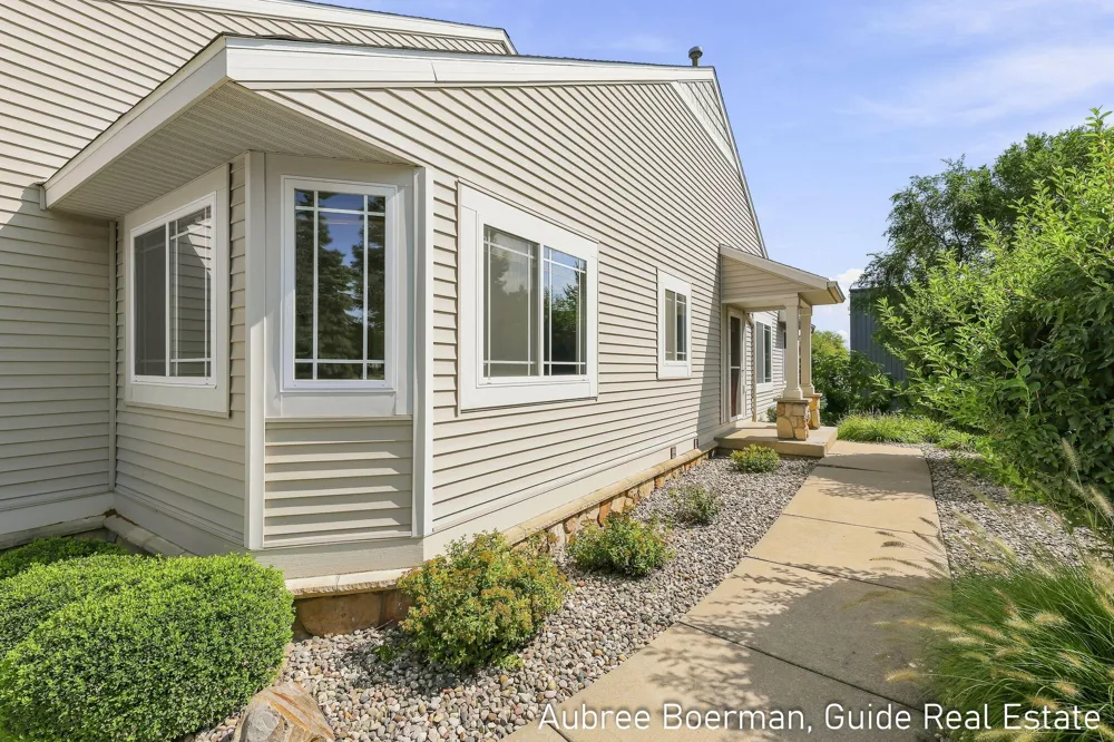 6440 Stoney Creek Court Georgetown Charter Township, MI 49426