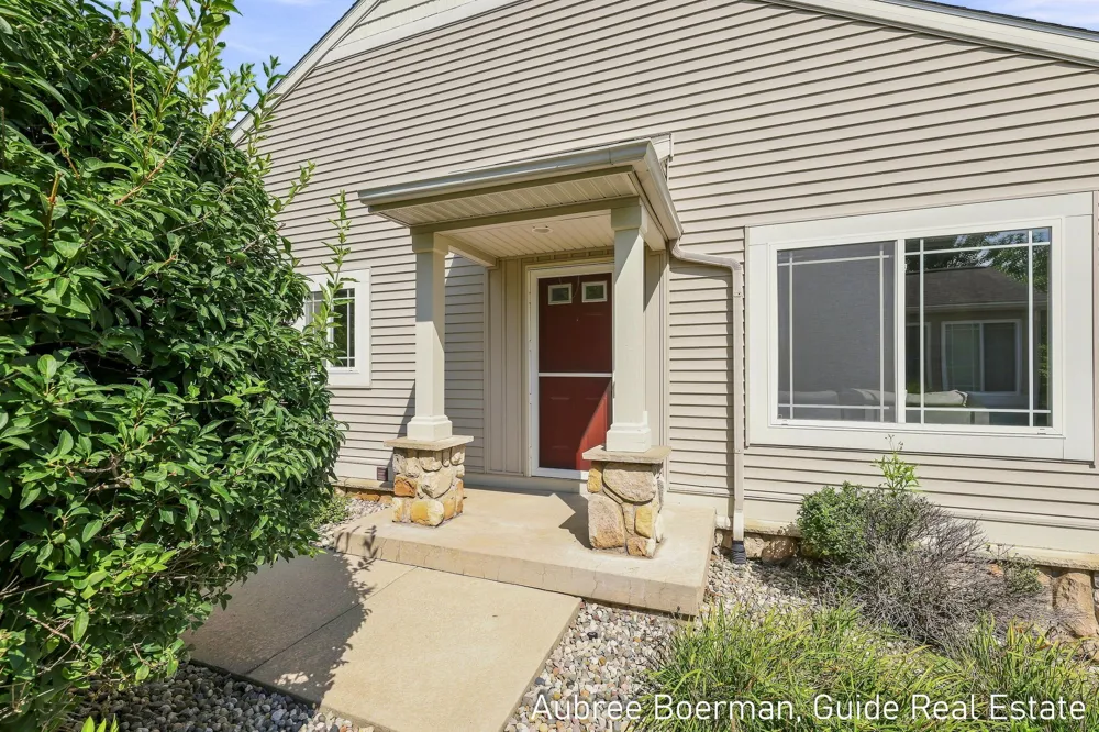 6440 Stoney Creek Court Georgetown Charter Township, MI 49426