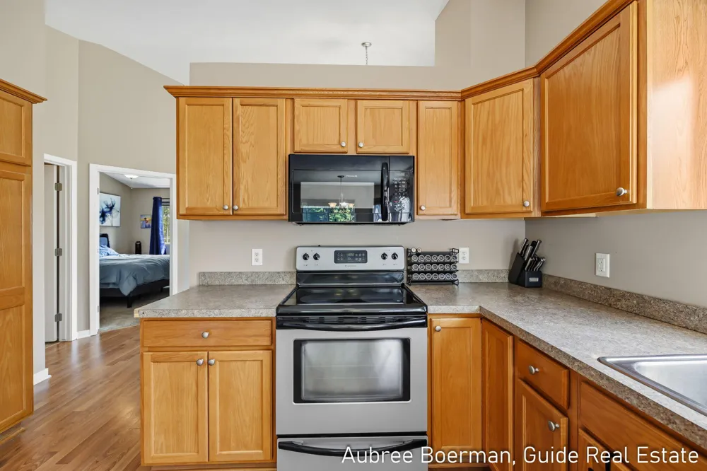 6440 Stoney Creek Court Georgetown Charter Township, MI 49426