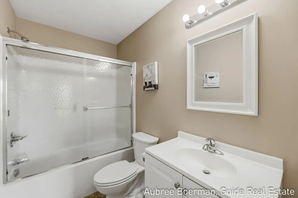6440 Stoney Creek Court Georgetown Charter Township, MI 49426
