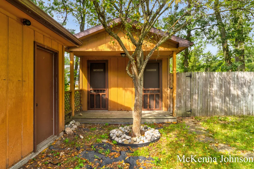 299 Brooks Road Muskegon Charter Township, MI 49442