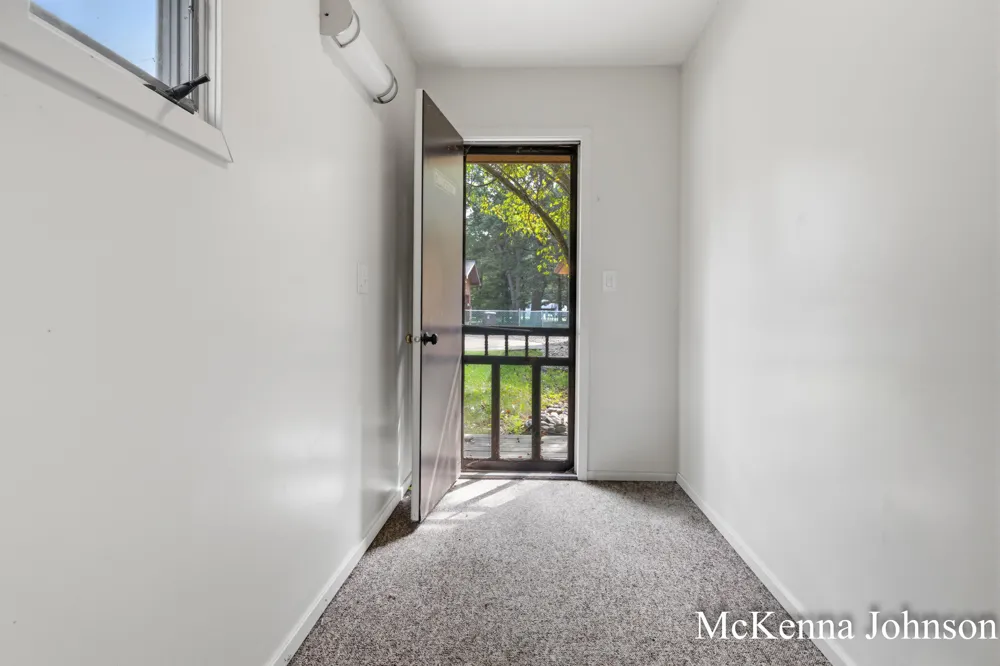 299 Brooks Road Muskegon Charter Township, MI 49442