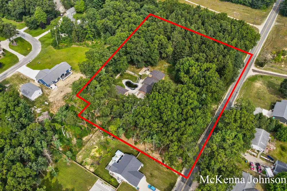 299 Brooks Road Muskegon Charter Township, MI 49442
