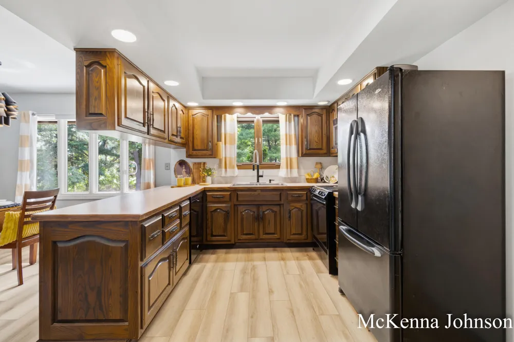 299 Brooks Road Muskegon Charter Township, MI 49442