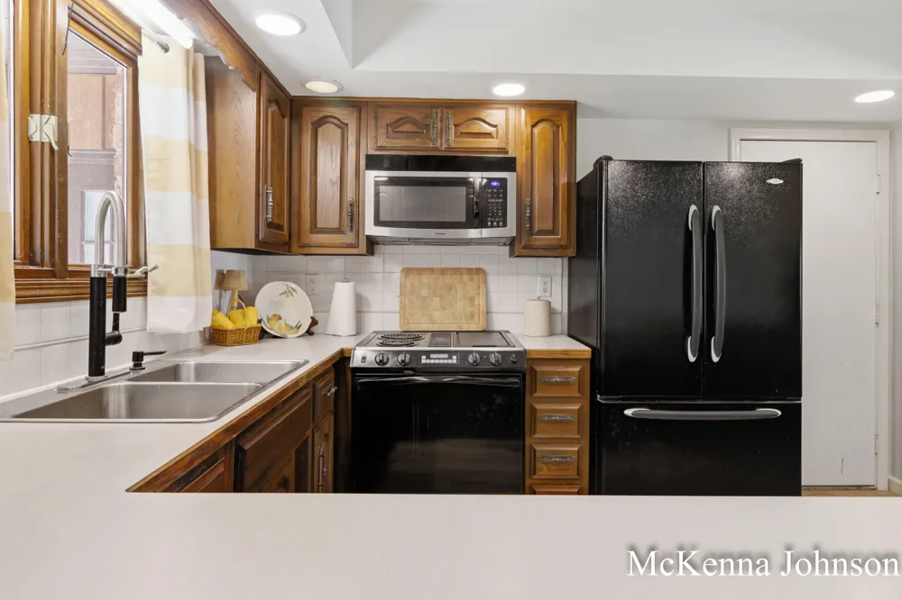 299 Brooks Road Muskegon Charter Township, MI 49442