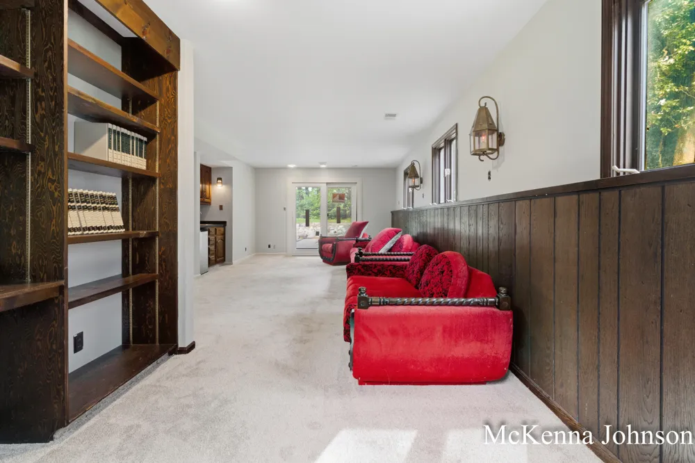299 Brooks Road Muskegon Charter Township, MI 49442