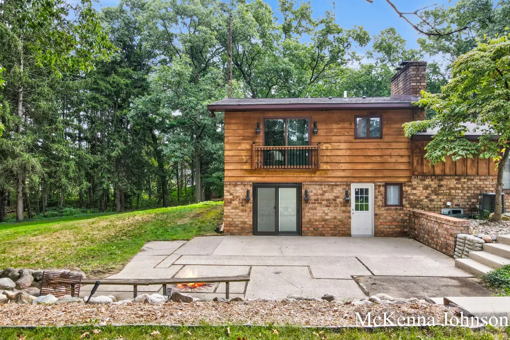 299 Brooks Road Muskegon Charter Township, MI 49442