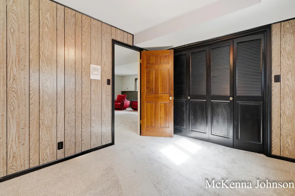 299 Brooks Road Muskegon Charter Township, MI 49442