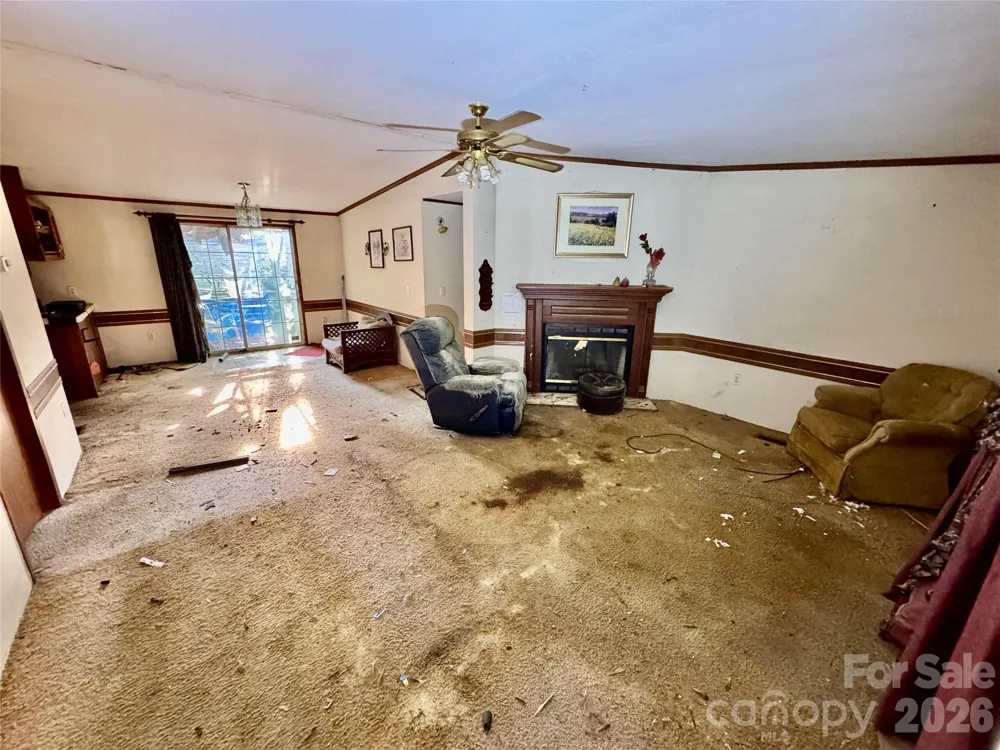 1104 Stage Coach Trail Yadkinville, NC 27055