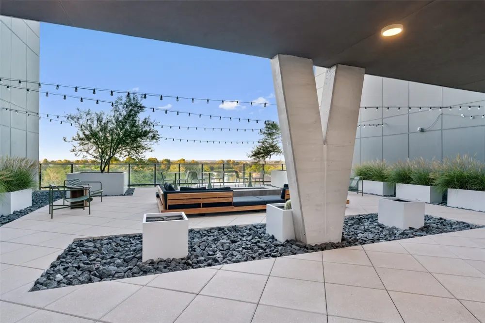 1701 Simond Avenue #639 Austin, TX 78723