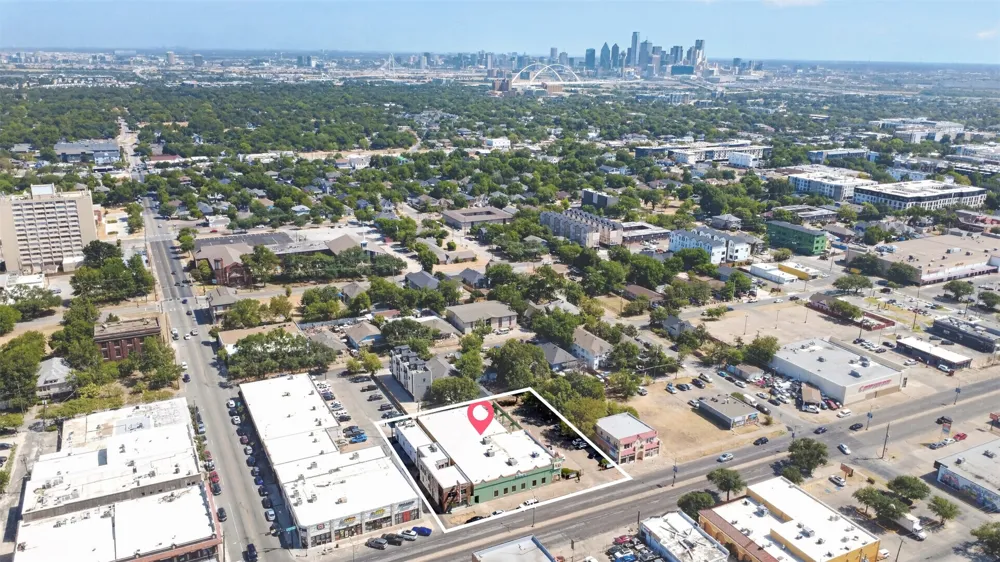 817 W Jefferson Boulevard Dallas, TX 75208