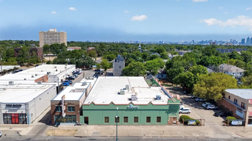 817 W Jefferson Boulevard Dallas, TX 75208