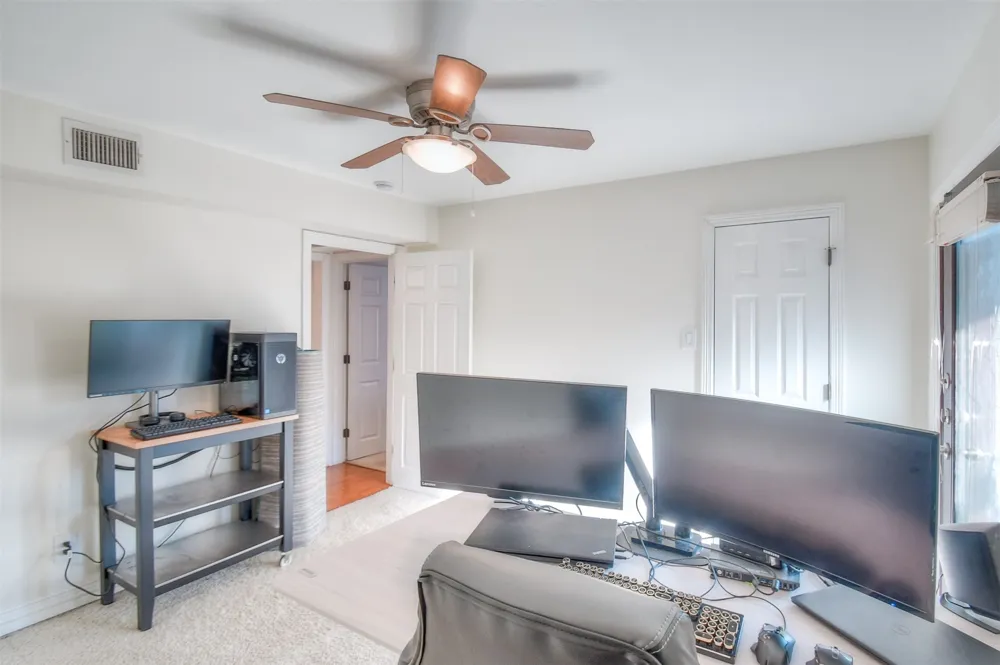 2722 Knight Street #124A Dallas, TX 75219