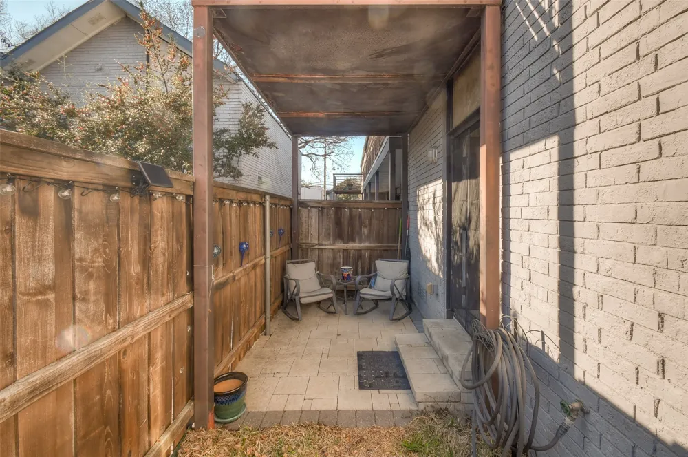 2722 Knight Street #124A Dallas, TX 75219