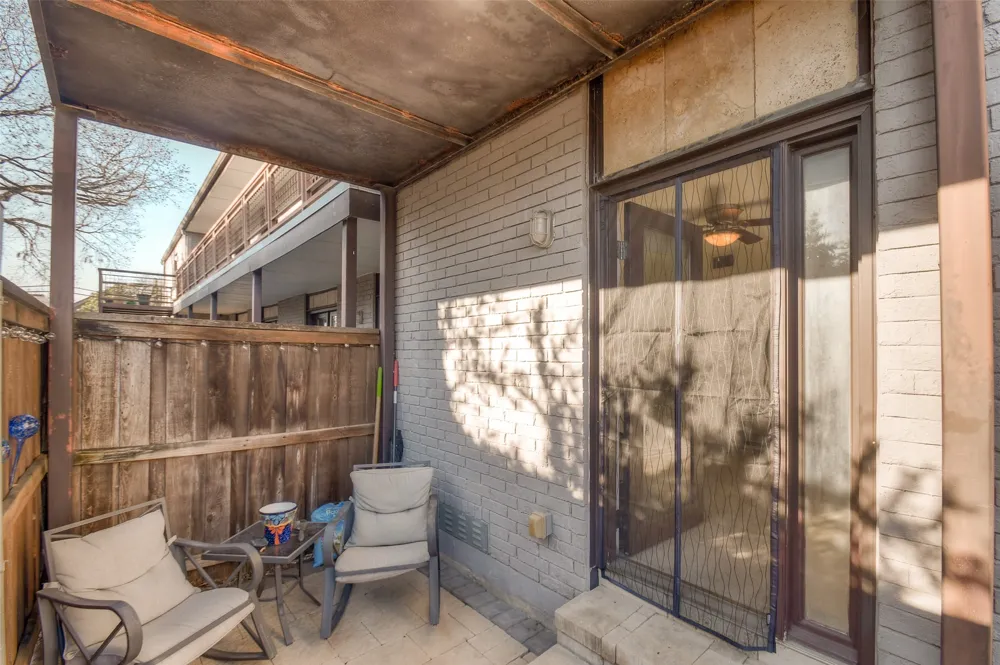 2722 Knight Street #124A Dallas, TX 75219