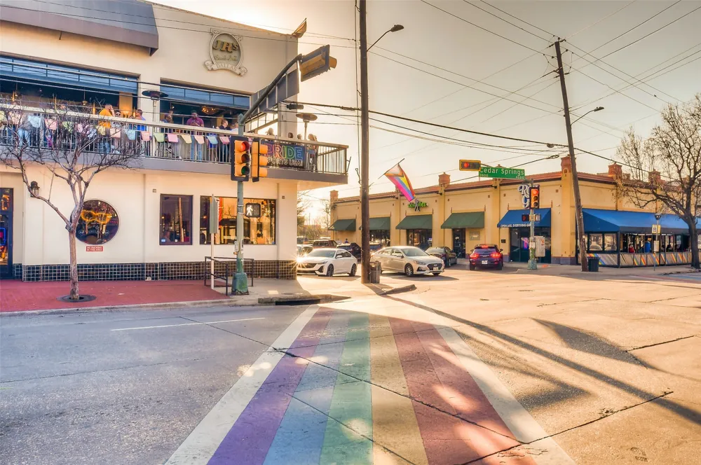 2722 Knight Street #124A Dallas, TX 75219