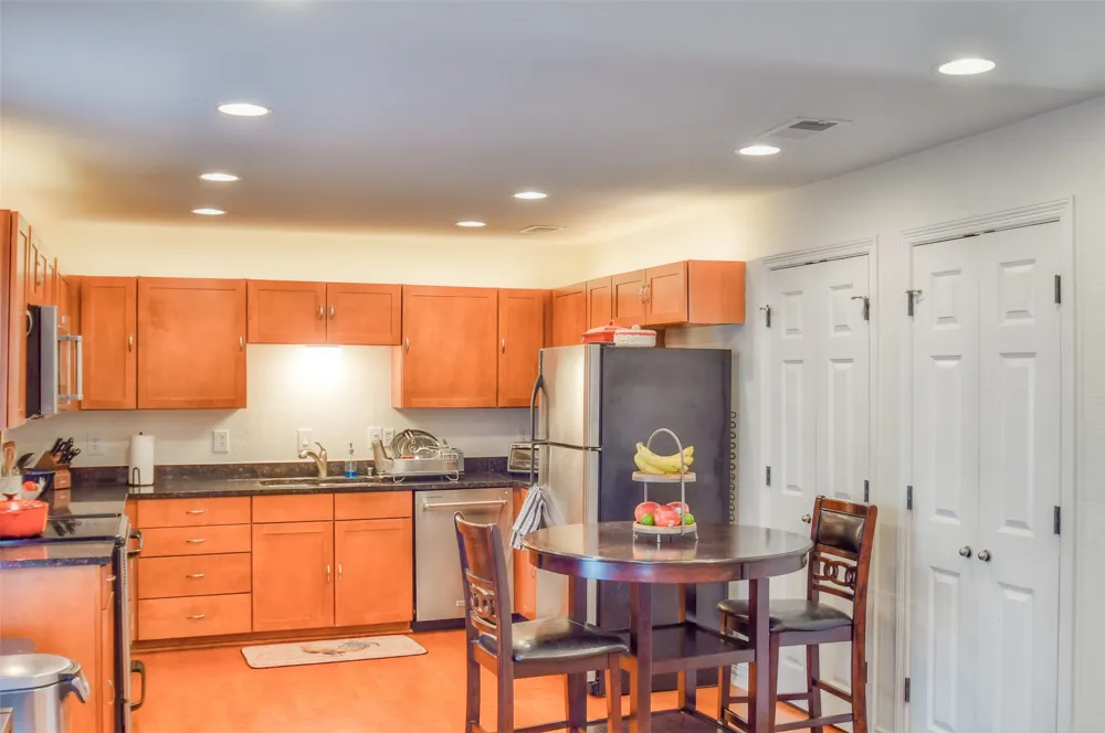 2722 Knight Street #124A Dallas, TX 75219