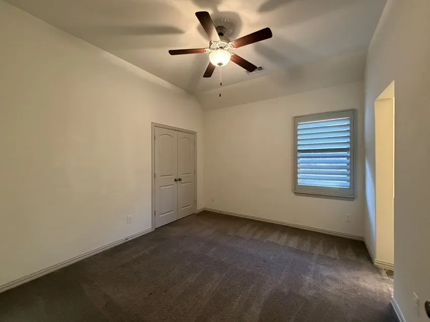 2417 Mare Road Carrollton, TX 75010