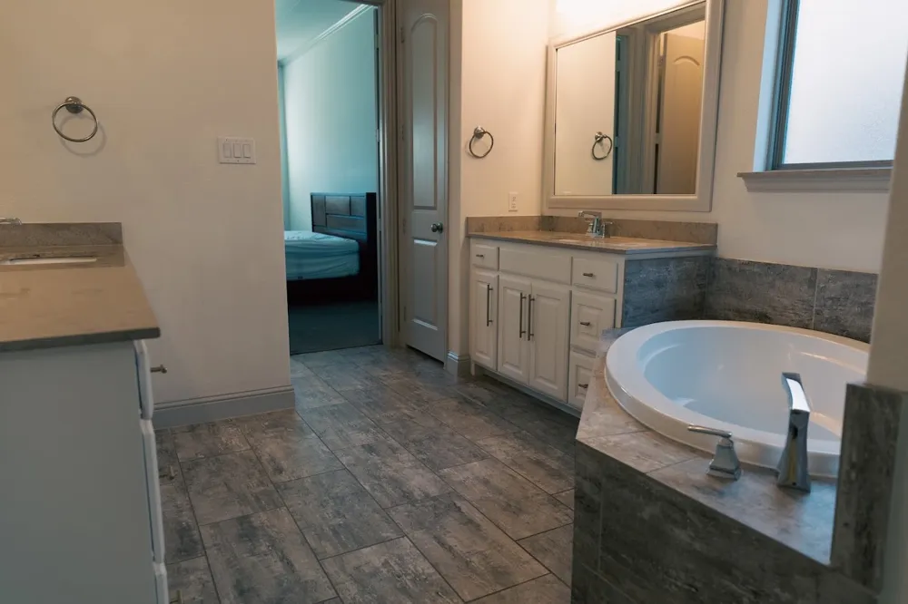 2417 Mare Road Carrollton, TX 75010