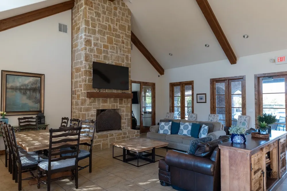 2417 Mare Road Carrollton, TX 75010