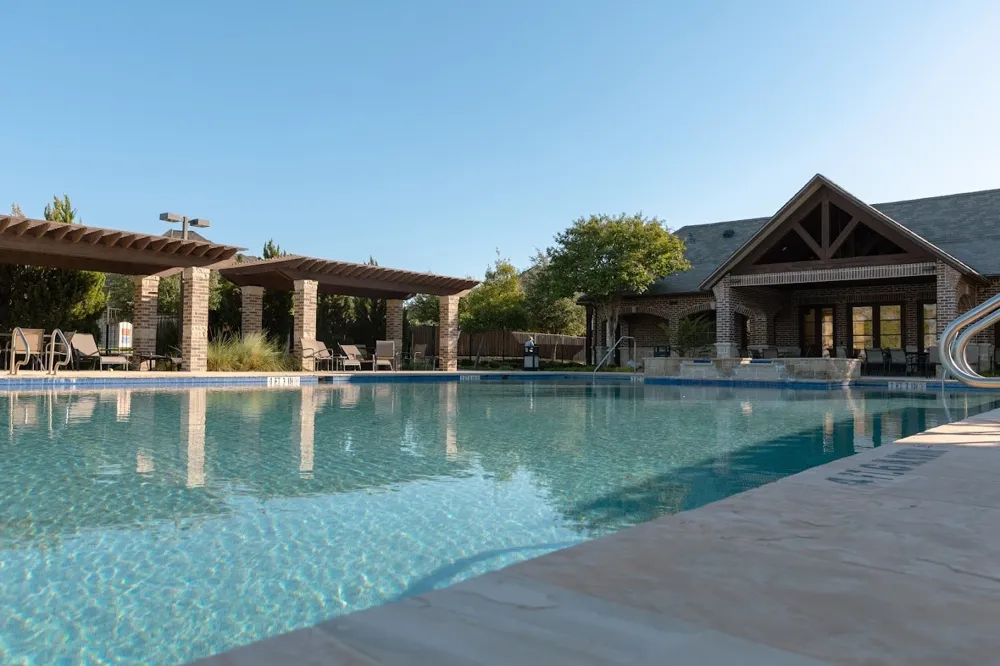 2417 Mare Road Carrollton, TX 75010