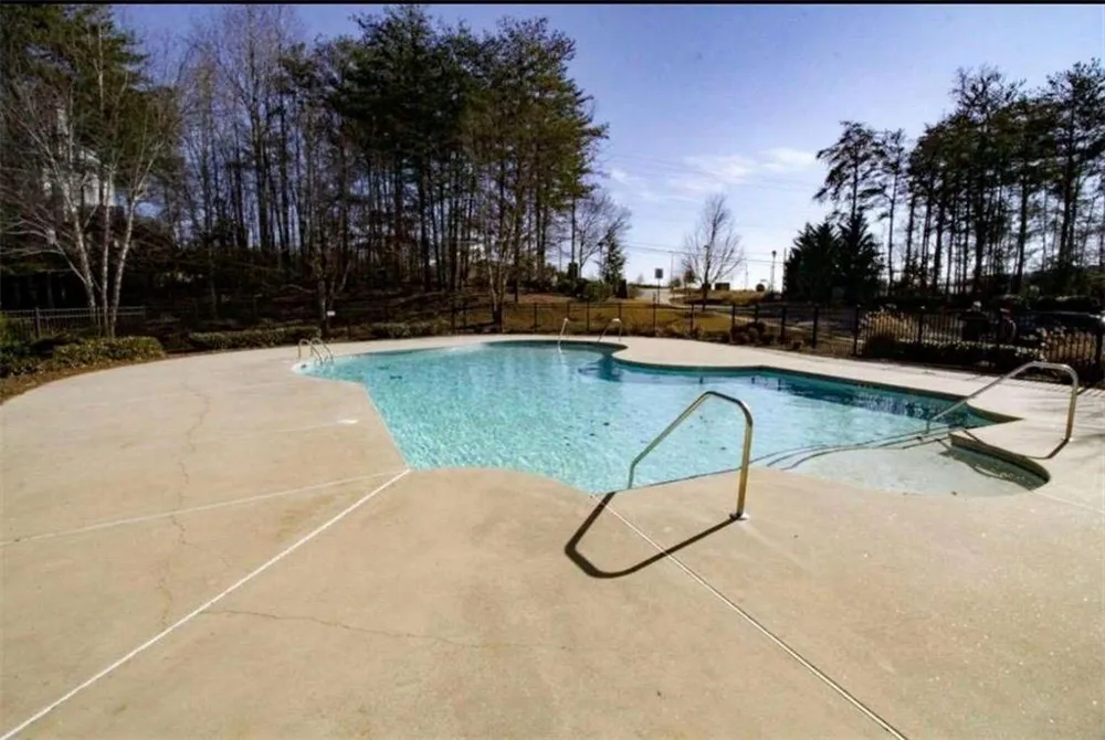 1526 Brookmere Way Cumming, GA 30040