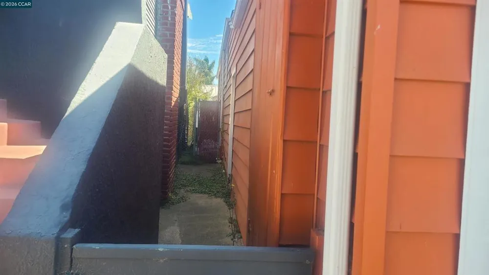 670 30th Street Richmond, CA 94804