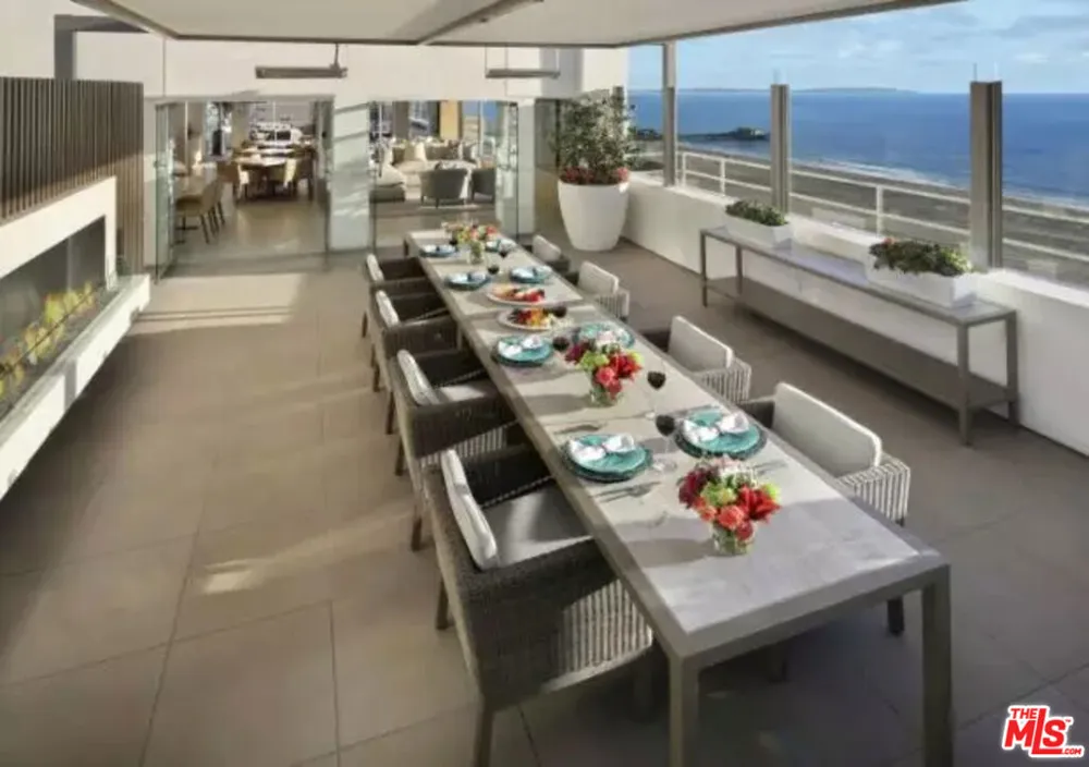 1221 W OCEAN AVENUE #906 Santa Monica, CA 90401