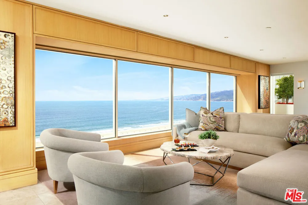 1221 W OCEAN AVENUE #906 Santa Monica, CA 90401