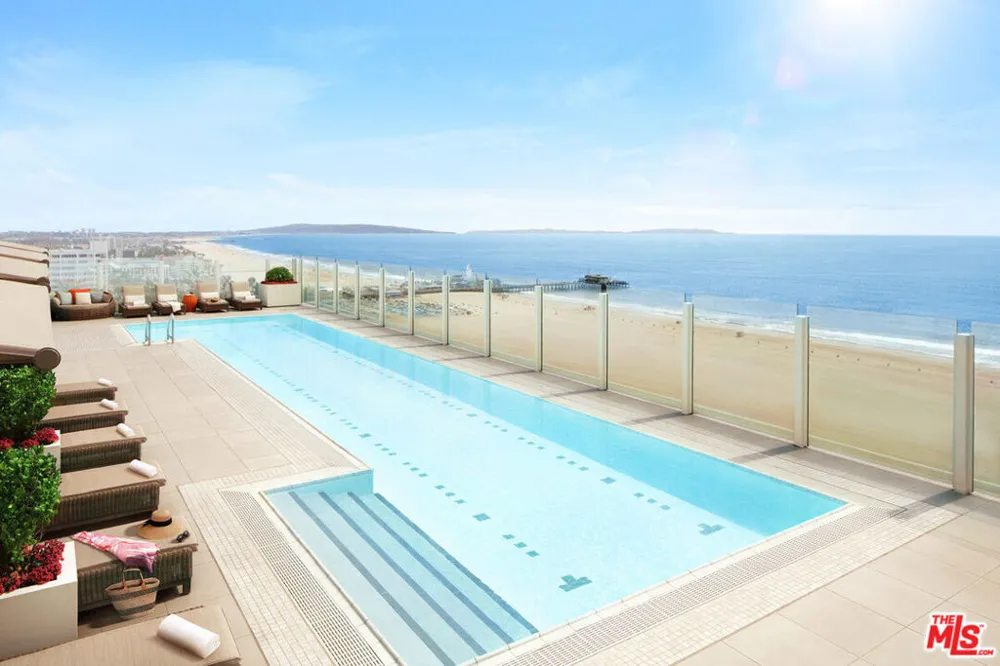 1221 W OCEAN AVENUE #906 Santa Monica, CA 90401