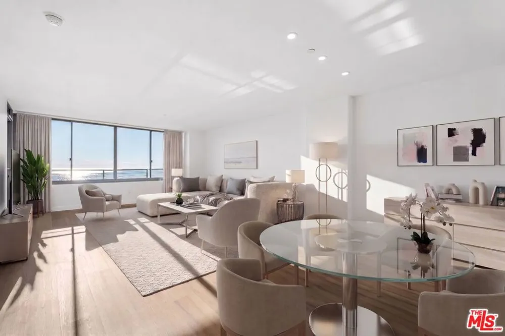 1221 W OCEAN AVENUE #906 Santa Monica, CA 90401
