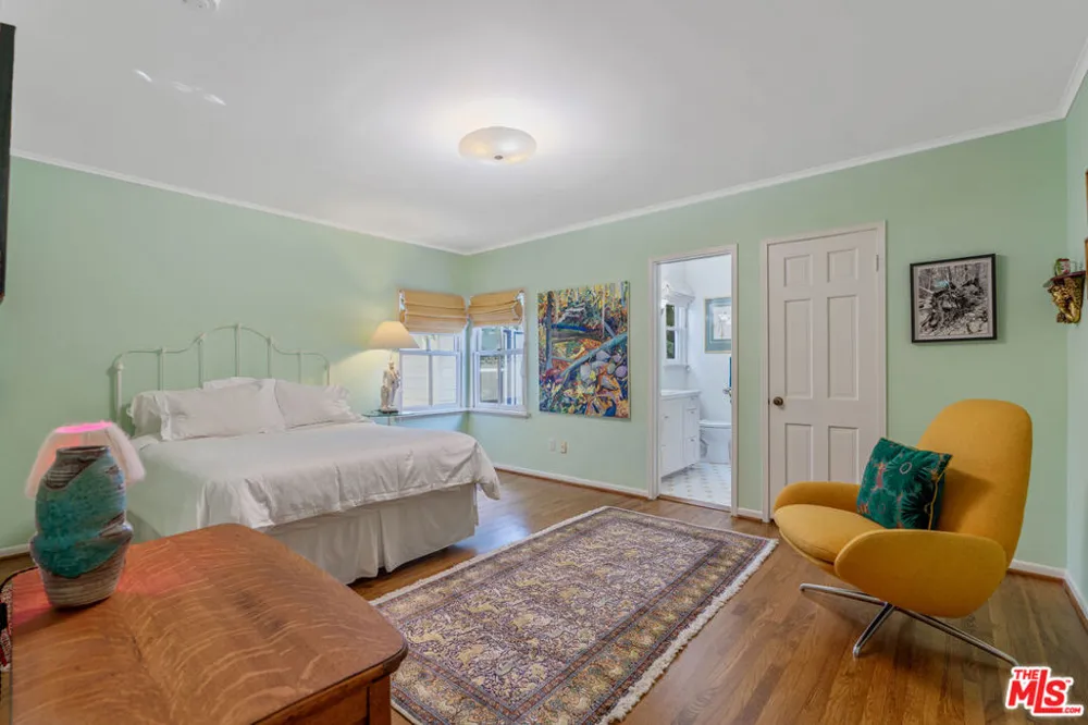 11806 Bellagio Road Los Angeles, CA 90049