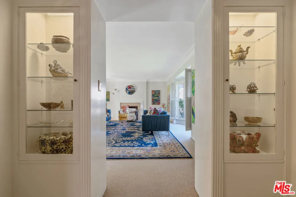 11806 Bellagio Road Los Angeles, CA 90049