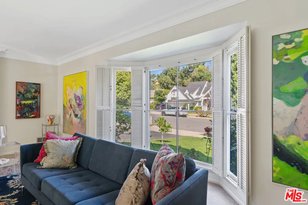 11806 Bellagio Road Los Angeles, CA 90049