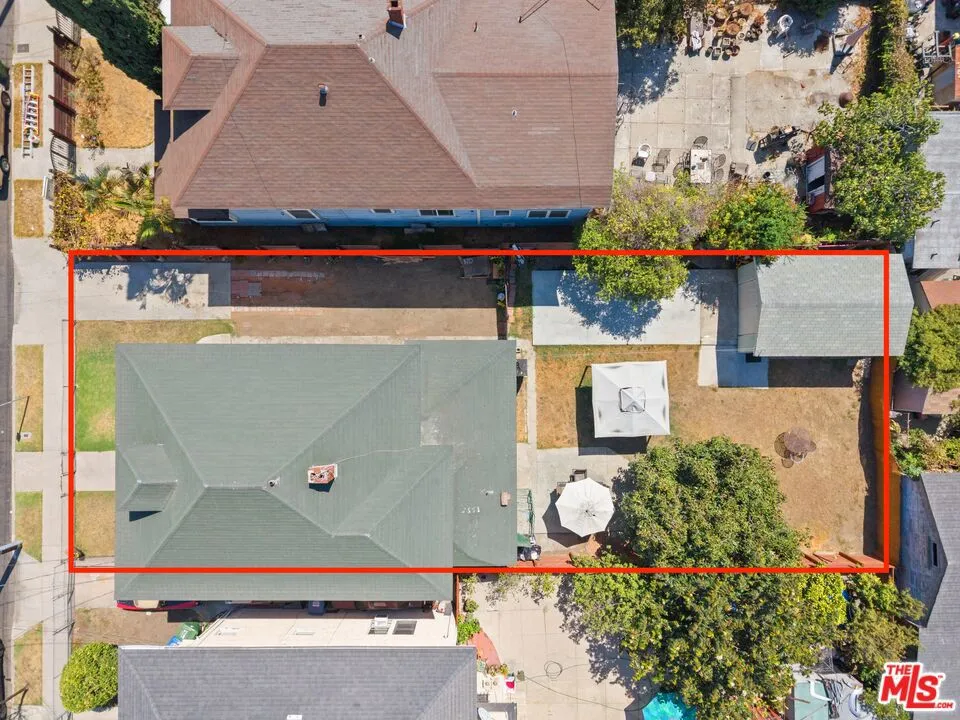 1030 W 20th Street Los Angeles, CA 90007