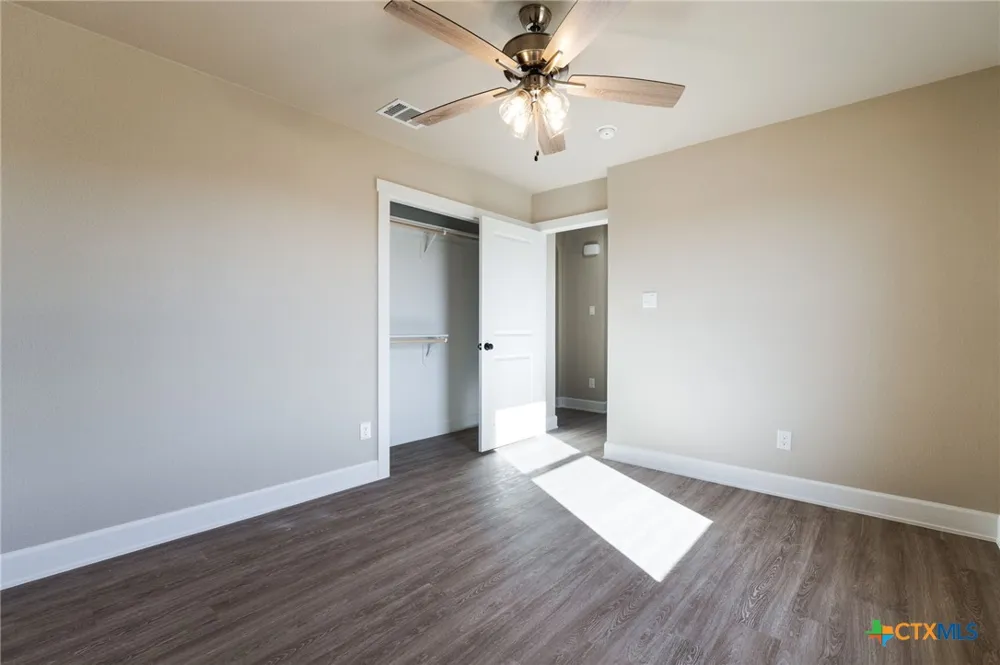 2115 Blackhawk Loop Belton, TX 76513