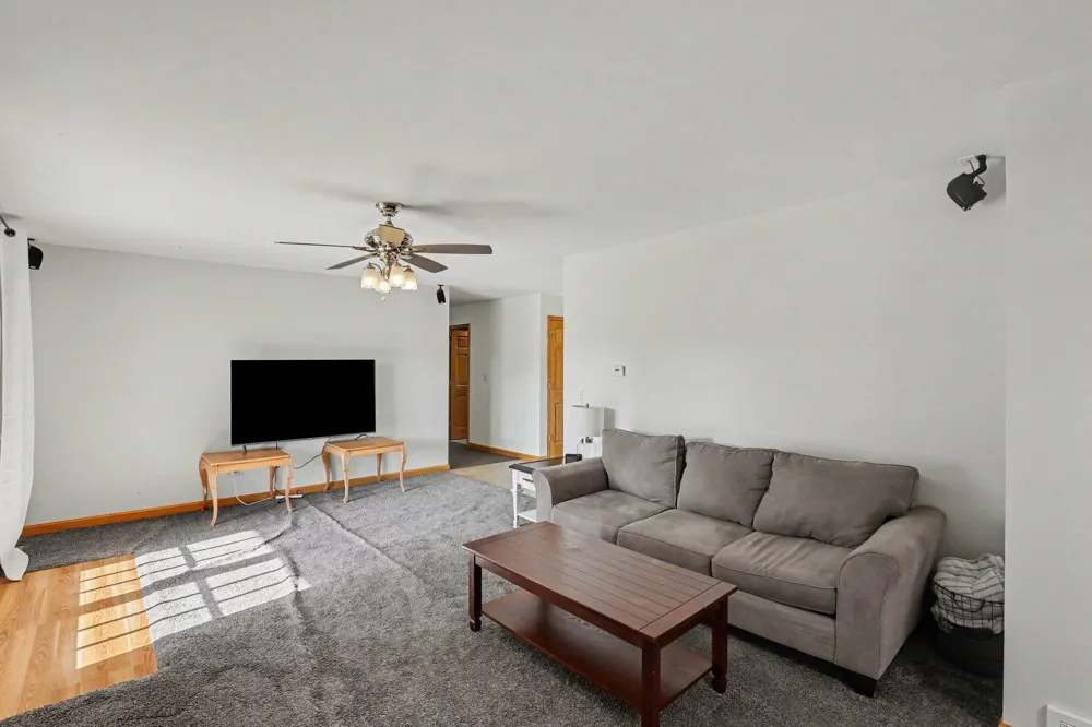 4704 Rohr Road Lake Orion, MI 48359