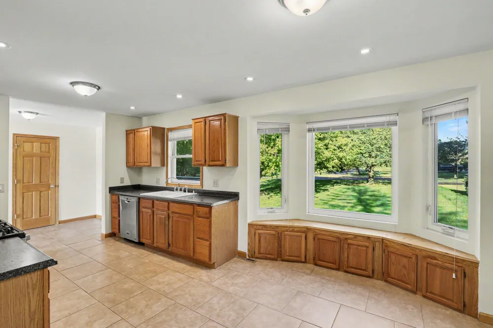 4704 Rohr Road Lake Orion, MI 48359
