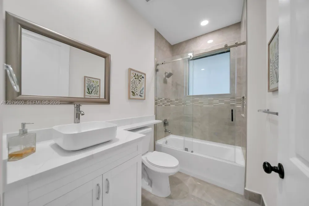 609 Clayton Ave Lehigh Acres, FL 33972