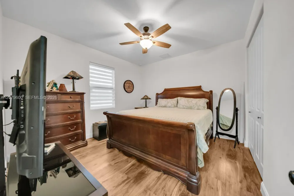609 Clayton Ave Lehigh Acres, FL 33972