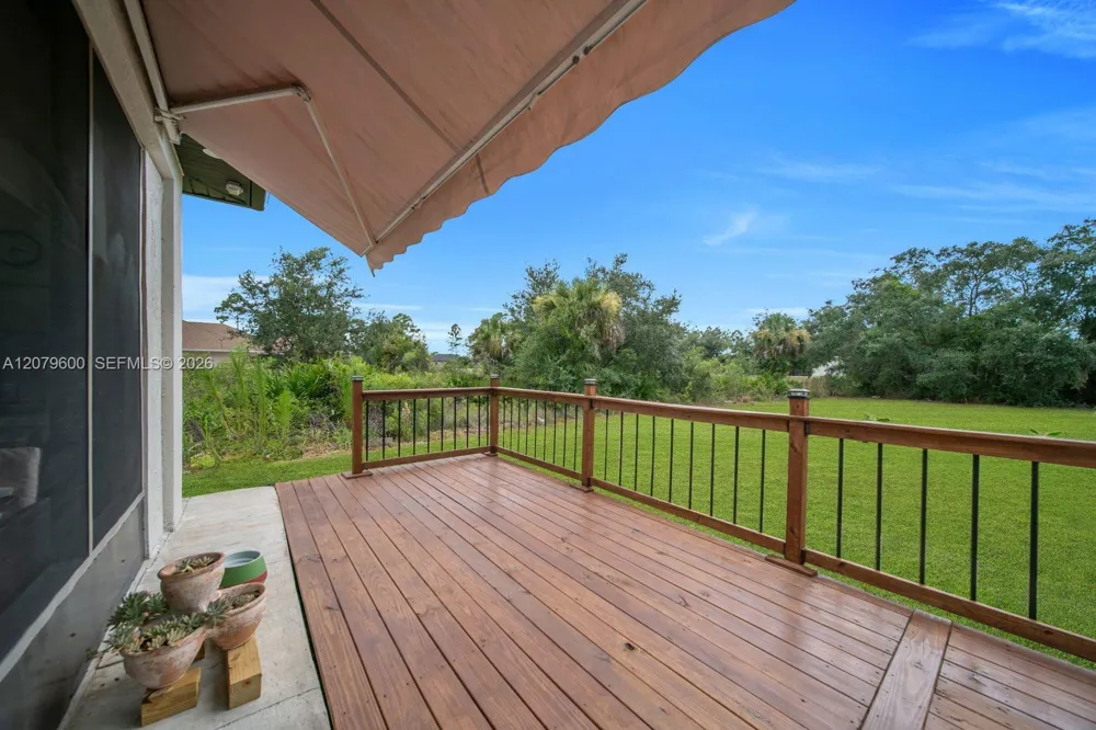 609 Clayton Ave Lehigh Acres, FL 33972